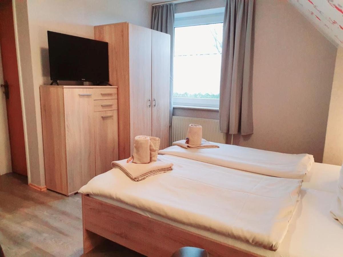 Hotel Up Diek Carolinensiel Ngoại thất bức ảnh
