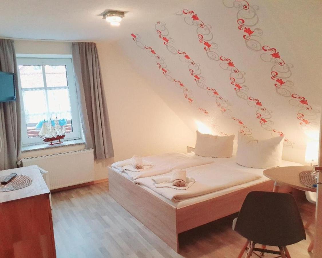 Hotel Up Diek Carolinensiel Ngoại thất bức ảnh